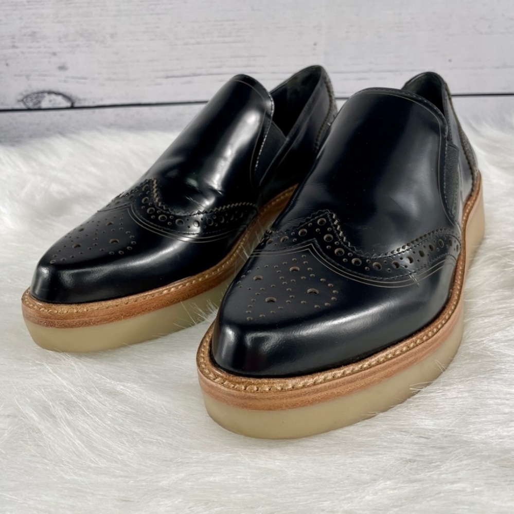 DKNY Women’s Brogue Platform Wingtip Oxfords Slip-ons, Rubber Sole, Classic Look